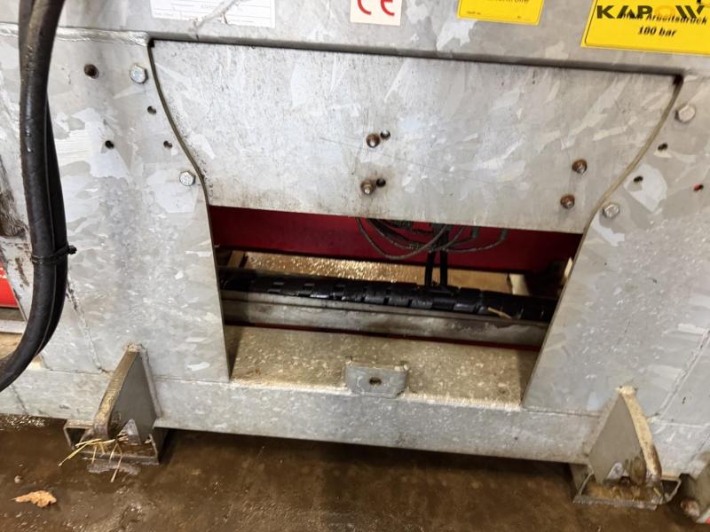 Fliegl hedge trimmer with Euro hitch 11