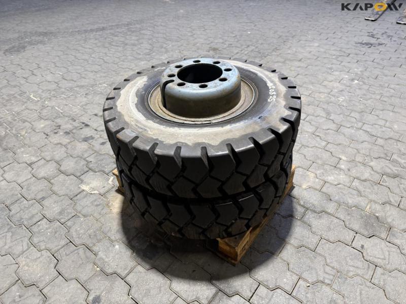 Wheels 8.25-15 6