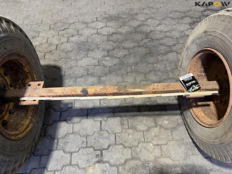 Wheel with axle 17