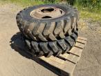 Wheel with unused tire 1
