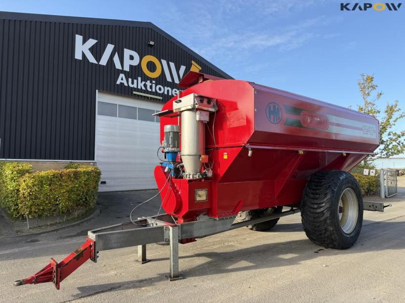 HM 12/16 auger carriage 1