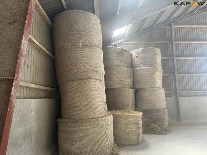 Hay round bales 2
