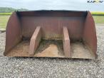 High-tip bucket with Volvo hitch 2