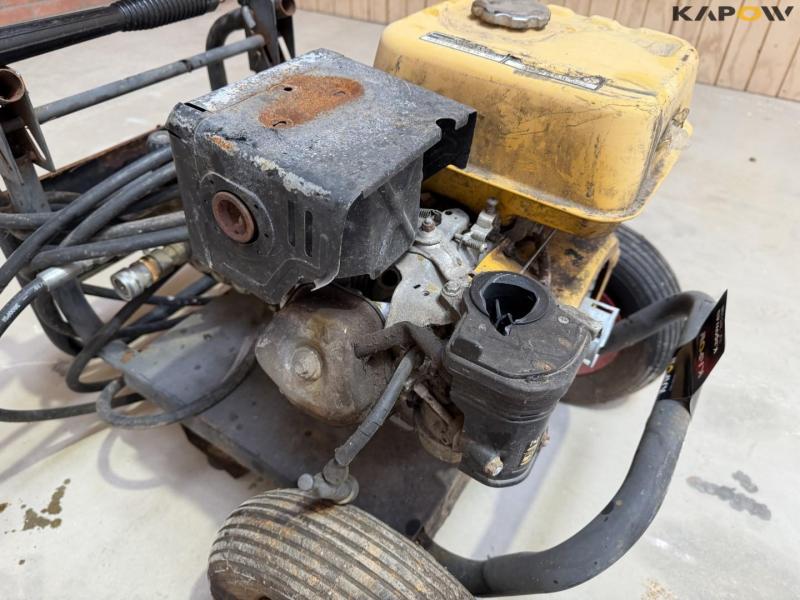 High-pressure cleaner 21