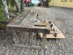 Planing bench with tools 4