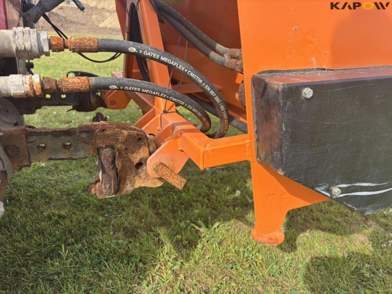 Holder C 2.34 with sweeper and salt spreader 60