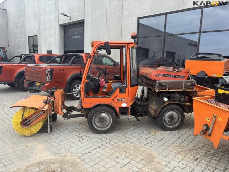 Holder C2 2.34 Basic with sweeper and salt spreader 8