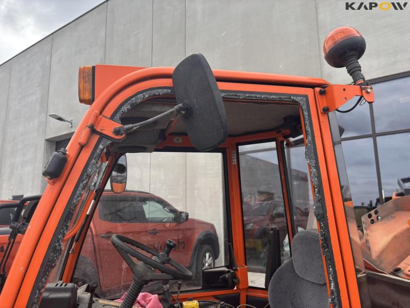 Holder C2 2.34 Basic with sweeper and salt spreader 77