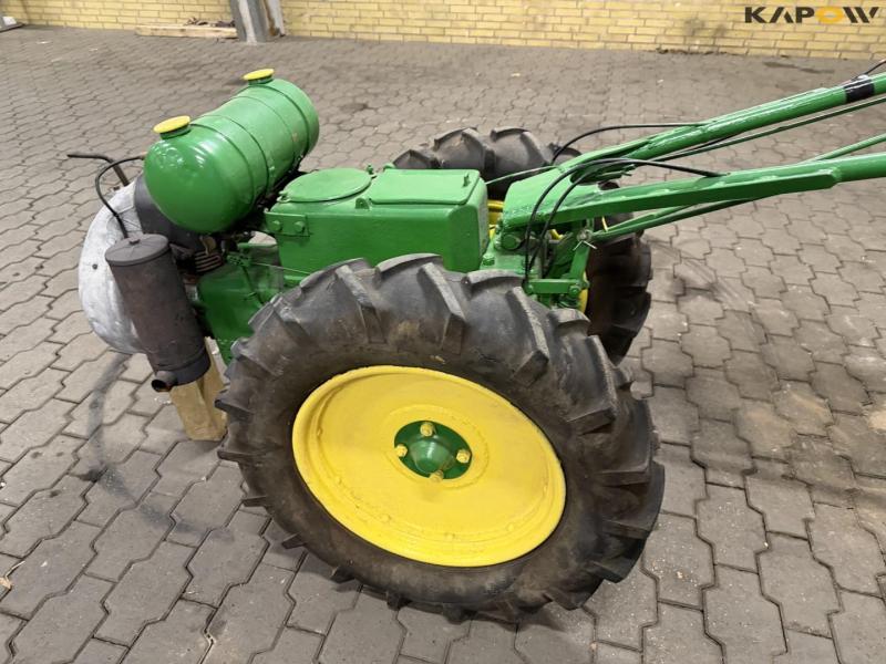 Holder tool carrier 9