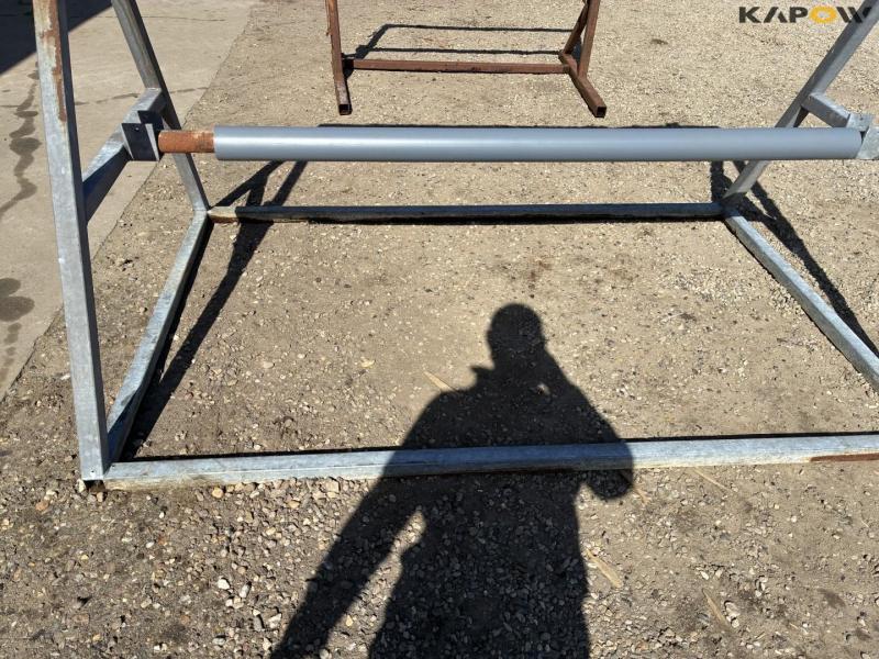 Holder for silo foil 10