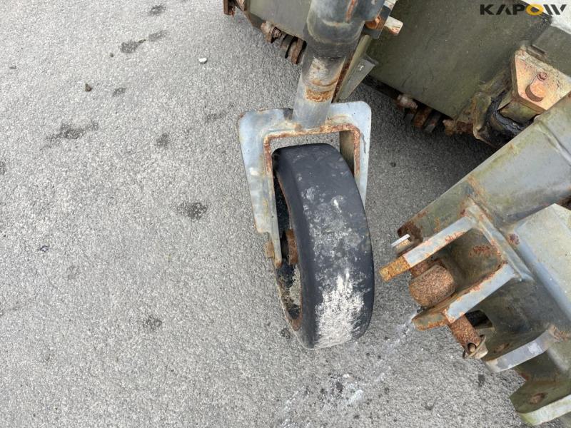 Holms PV-3.2 point plough 16