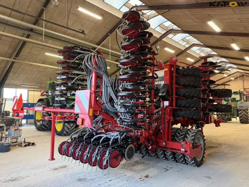 Horsch Focus 6 TD seed drill 5