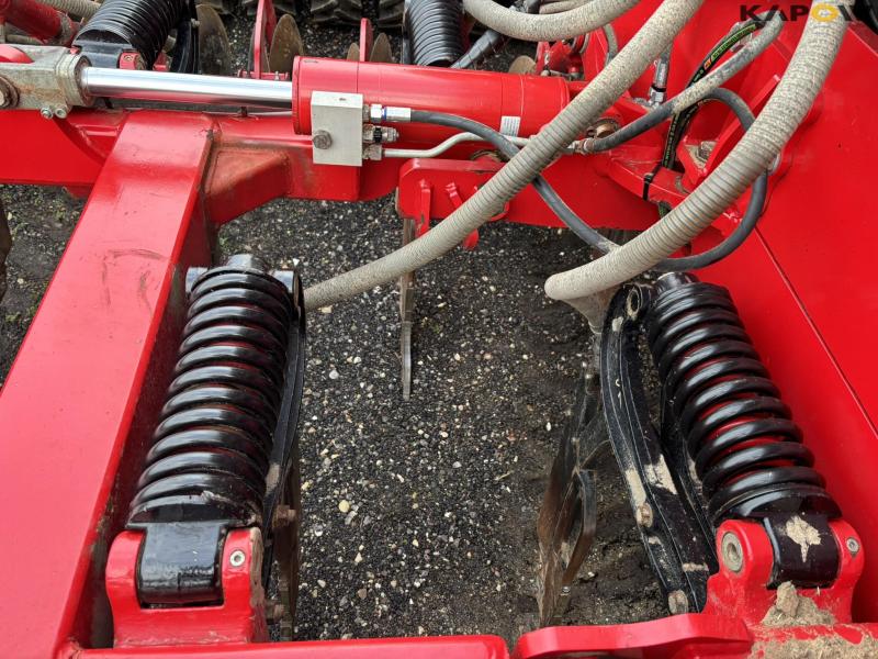Horsch Focus 6TD with MiniDrill 28