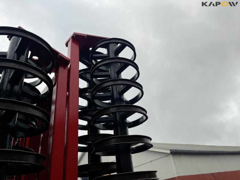 Horsch Joker 12RT disc harrow with Duodrill 40