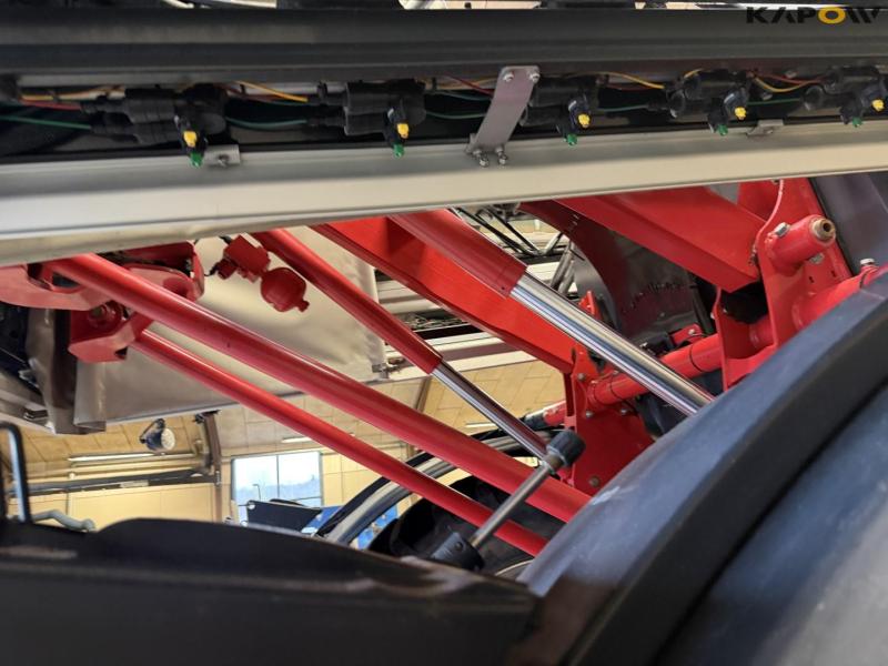 Horsch Leeb 8 GS 36 meter sprayer 36