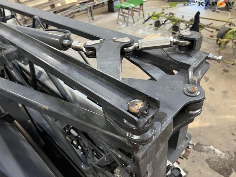 Horsch Leeb 8 GS sprayer with 36 meter boom 40