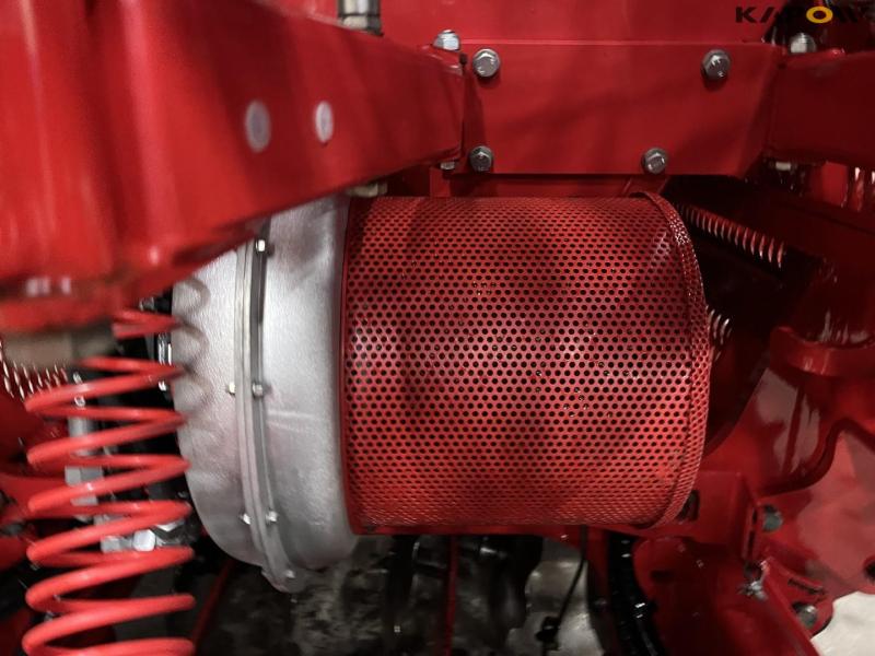 Horsch Proto 6DC seed drill 16