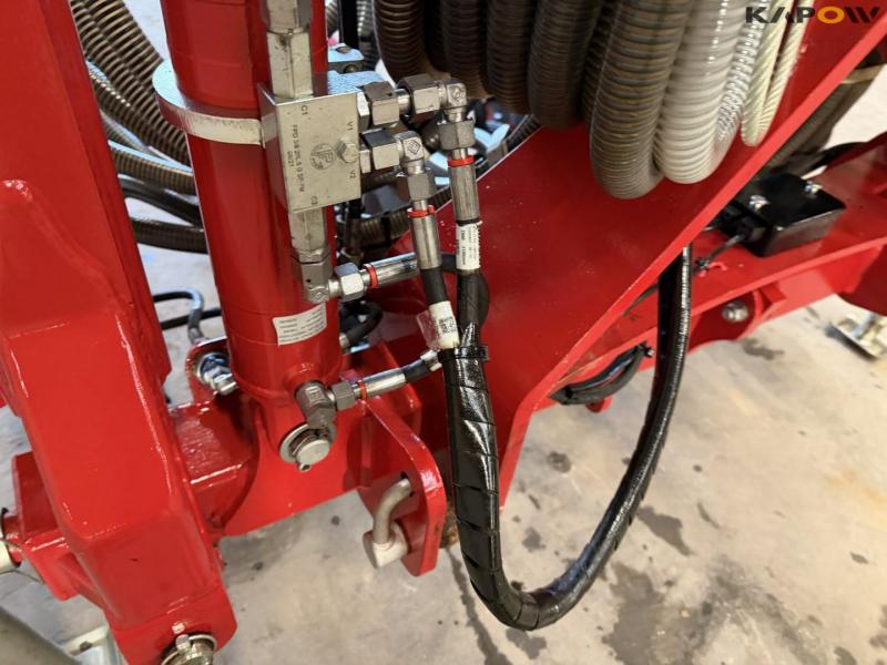 Horsch rapeseed equipment 33