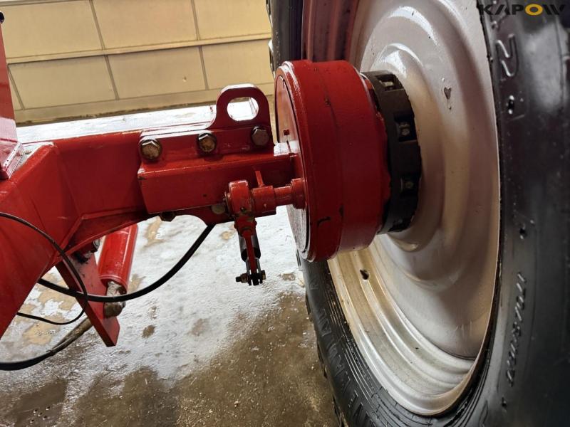 Horsch SW7000S fertilizer spreader. 35