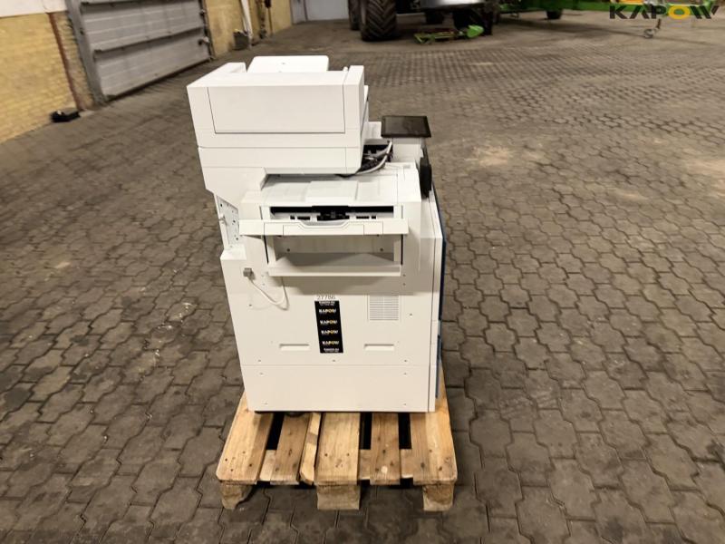 HP Color LaserJet Managed Flow MFP E87740z printer/copier 4