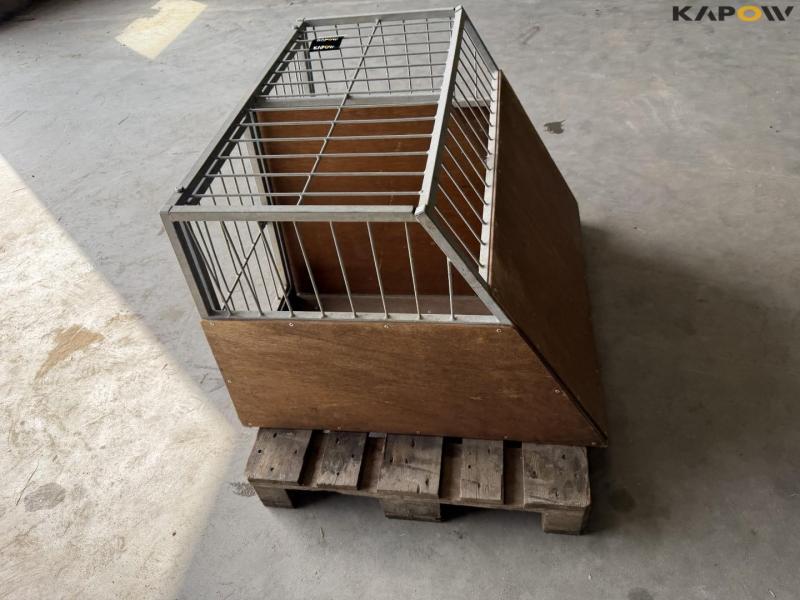 Kennel 4