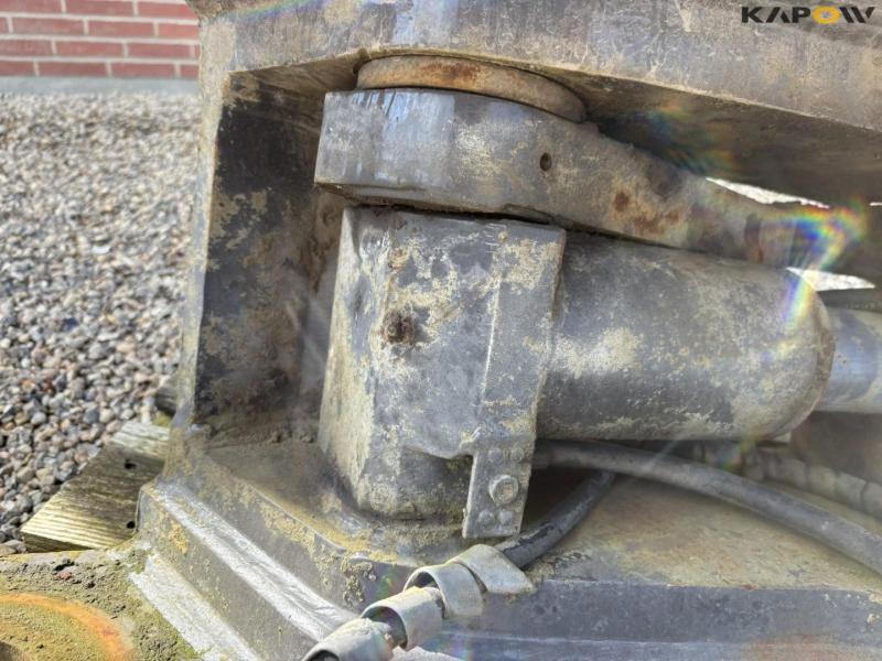 Quick hitch and Weld-on hitch 12