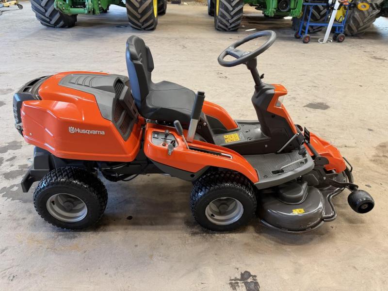 Husqvarna R216T AWD lawn mower 5