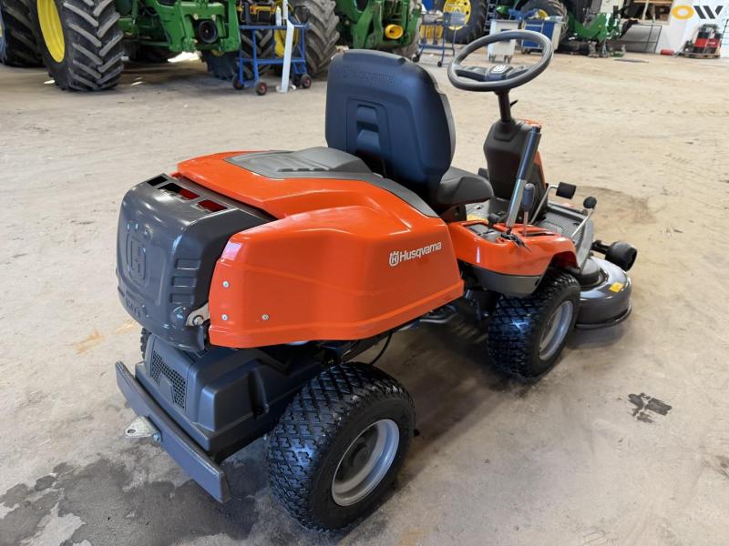 Husqvarna R216T AWD lawn mower 6