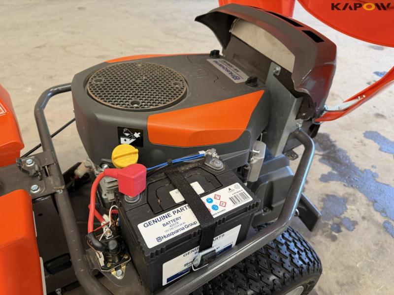 Husqvarna R216T AWD lawn mower 23