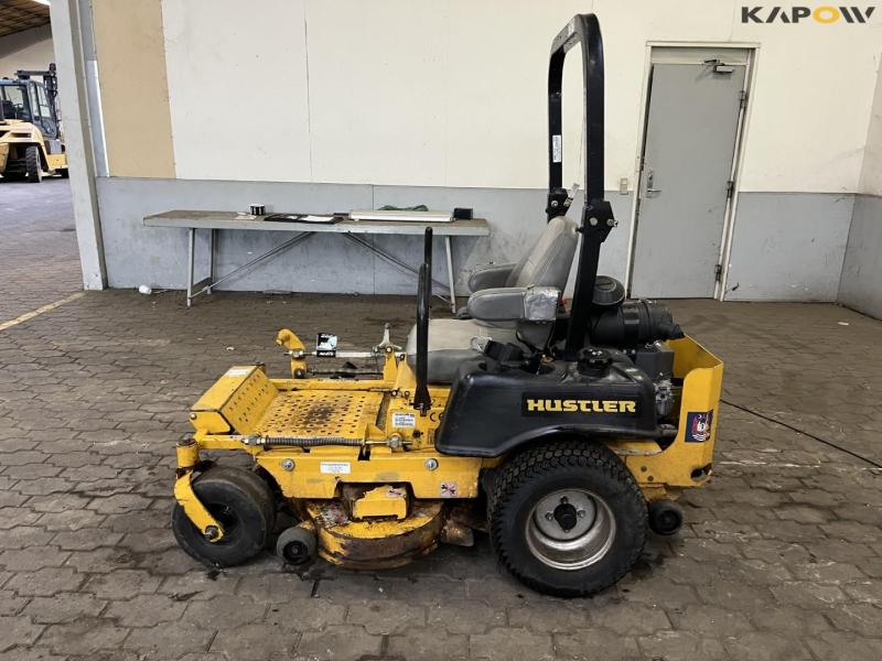 Hustler Fastrak SD lawn mower 8
