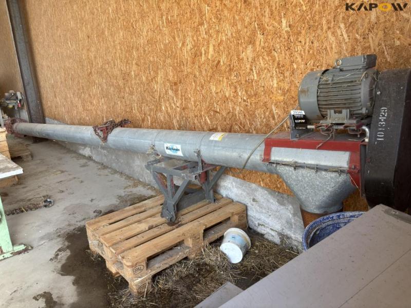 Hutchinson grain auger 8 meters 1