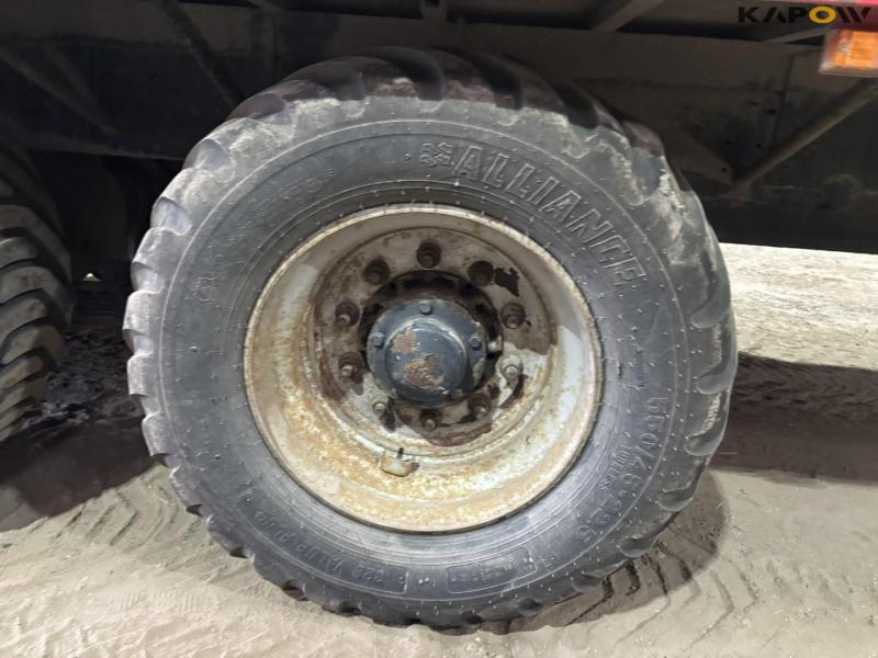 Hvamø straw wagon 42