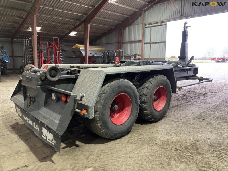 Hvamø hook lift with its own hydraulics 5