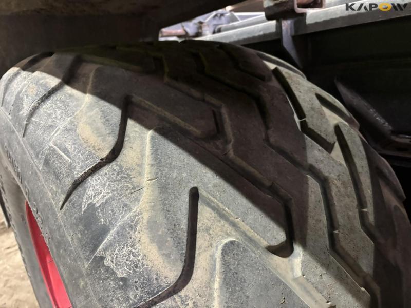 Hvamø hook lift with its own hydraulics 24