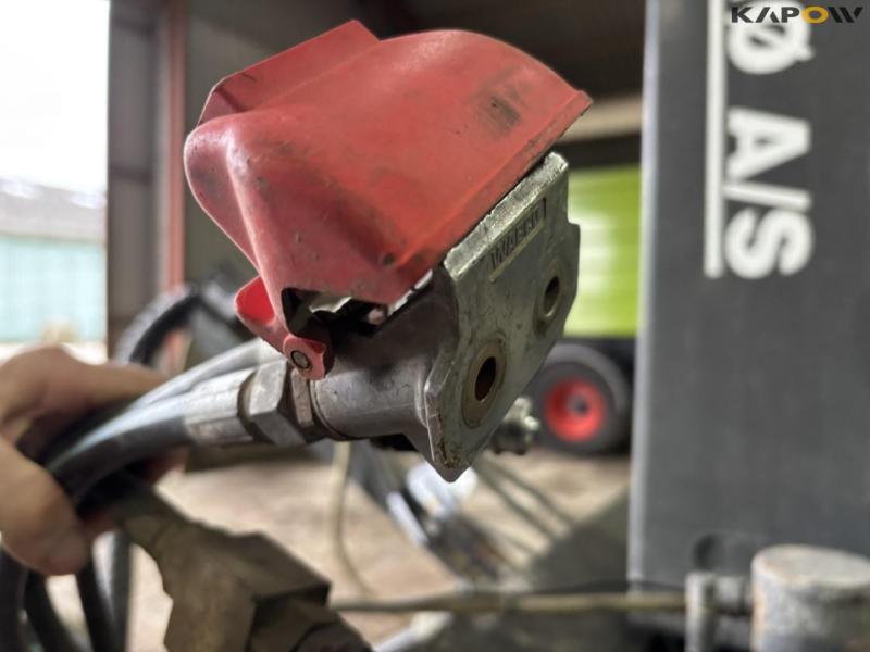 Hvamø hook lift with its own hydraulics 50