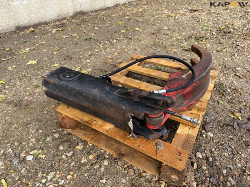 Hydraulic claw 15