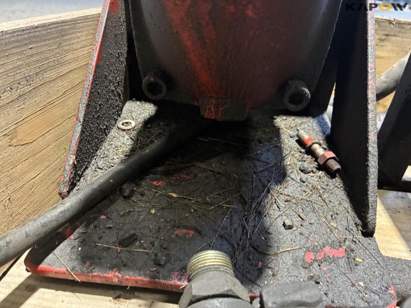 Hydraulic motor 11