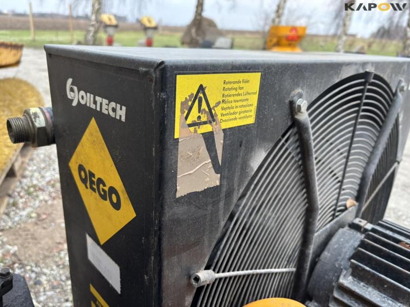 Hydraulic station 14