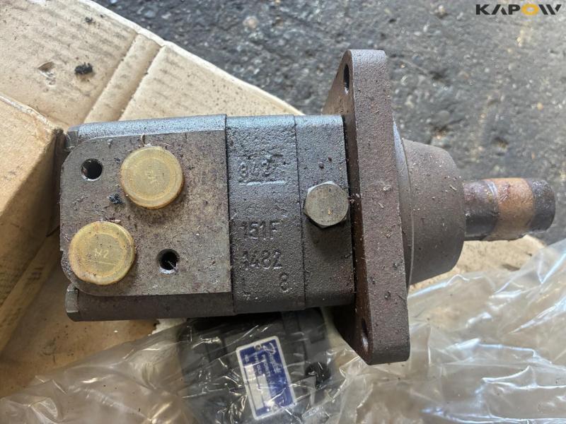 Hydraulic pumps/ Pistons and more 5