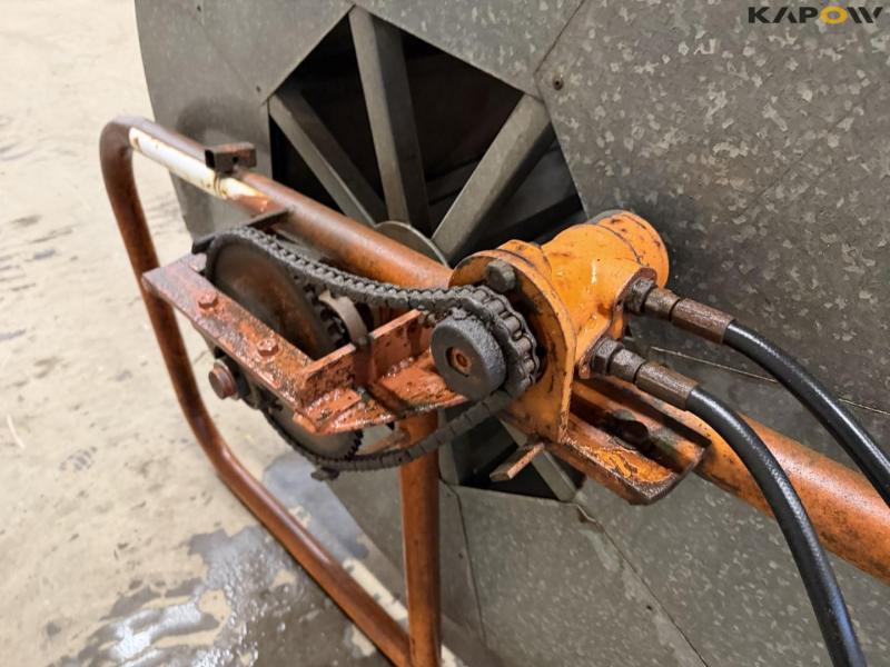 Hydraulic hose reel 19