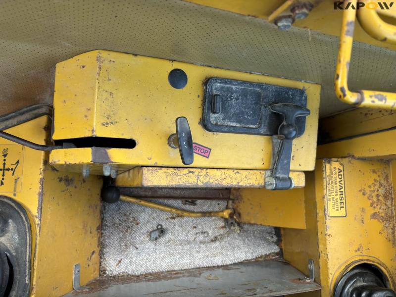 Hydrema 505 backhoe loader 76