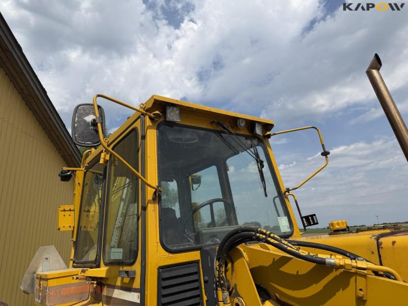 Hydrema 806 CLS backhoe loader 17