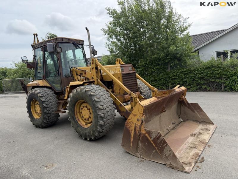 Hydrema 906 backhoe loader 3