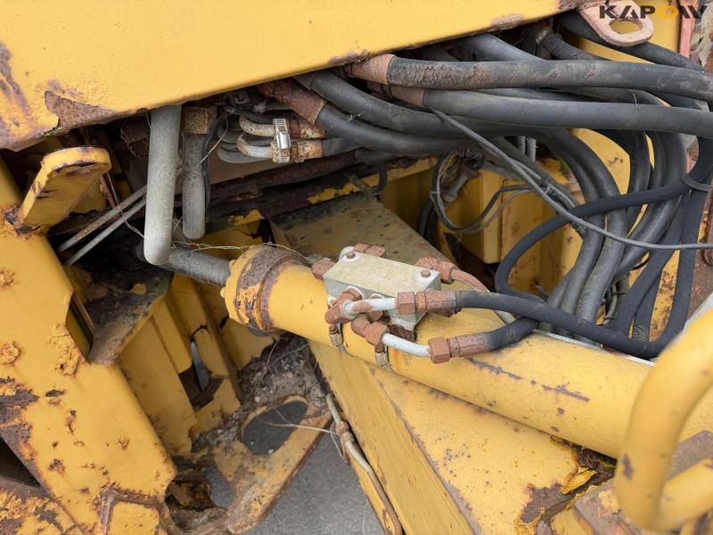 Hydrema 906 backhoe loader 29