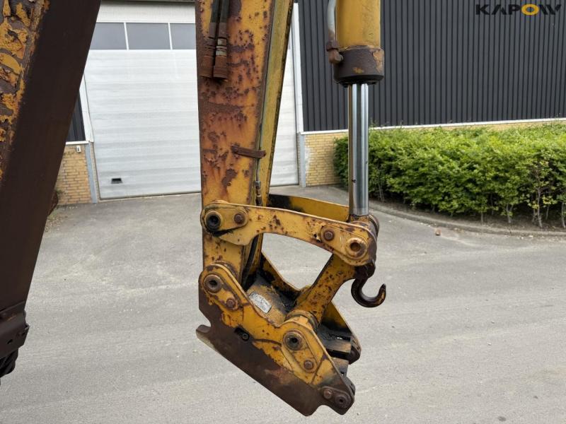 Hydrema 906 backhoe loader 35