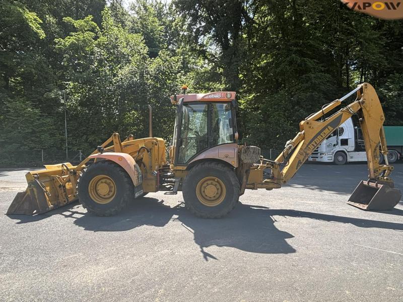 Hydrema 906D backhoe loader 8