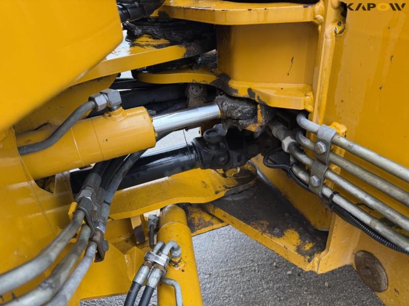 Hydrema 906D backhoe loader 22