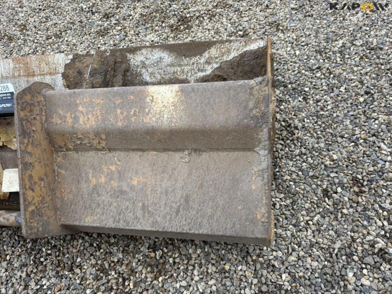 Hydrema PBH grading bucket with S40 hitch 15