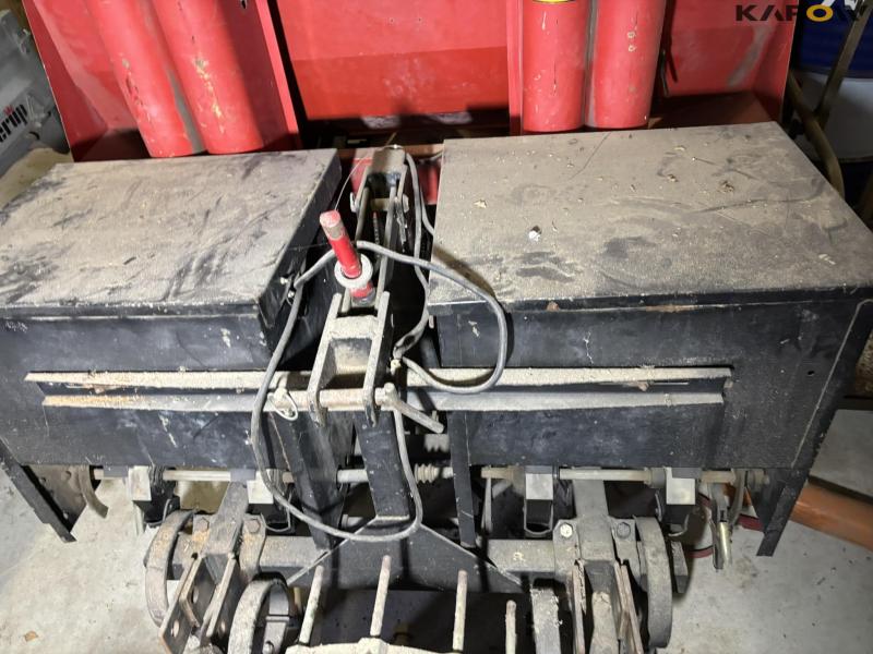 Hylleberg potato planter 2 rows 24