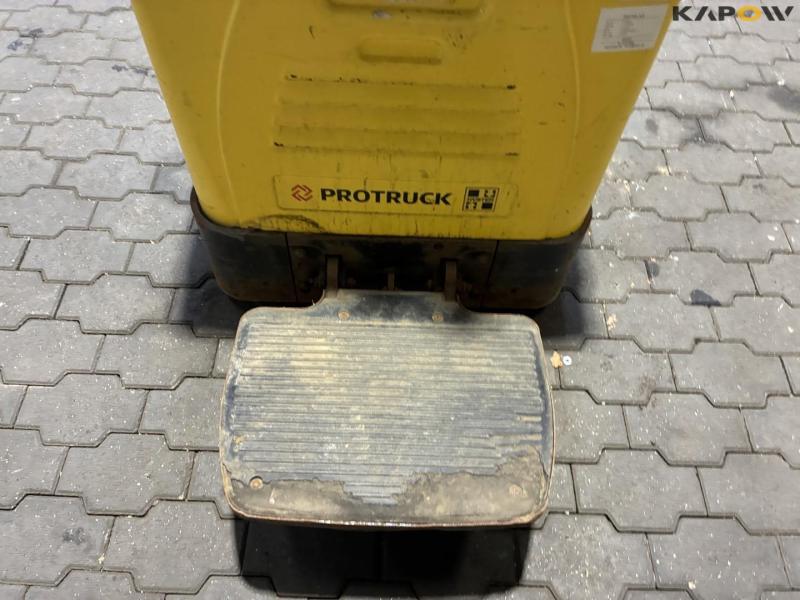 Hyster P2.0S FBW Electric Stacker 18